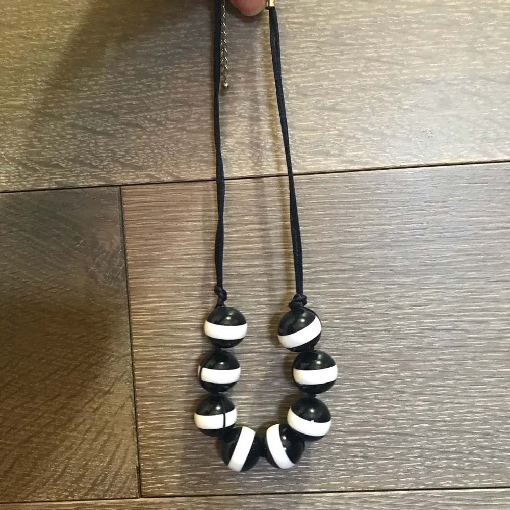 Necklace - Picture 2 of 4
